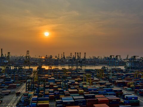 How to Reduce Shipping Costs in International Trade