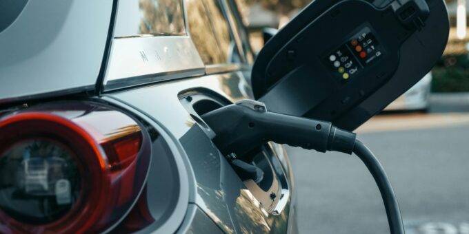 students challenge auto industry with modular EV you can fix yourself