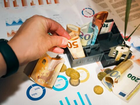 how to build a profitable real estate portfolio from scratch