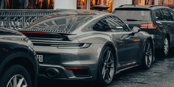 To Keep or to Sell: A Financial Checklist for Deciding Your Car's Future